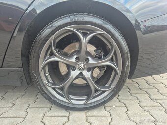 Alfa Romeo Giulia 2021 2.0 Veloce Q4 206kW - 14