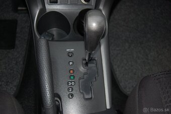 Toyota RAV4 2.0 benzín - 14