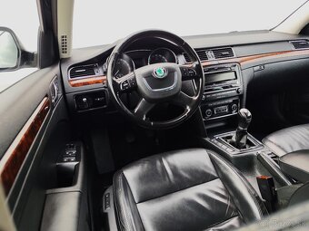 Škoda Superb Combi Elegance 2.0 TDI CR - 14
