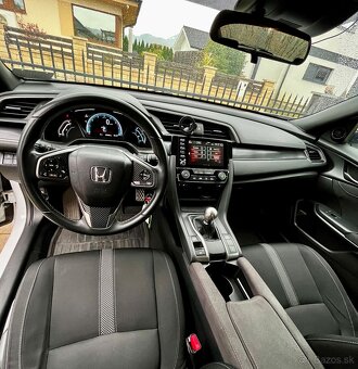 Honda Civic 1.0 DOHC VTEC Turbo Elegance - 14