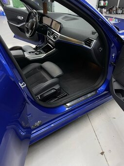 BMW Rad 3 320d xDrive M-SPORT - 14