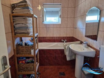 ☀NOVALJA (HR) - 2-izbový byt 45 m2 na prízemí so záhradou - 14