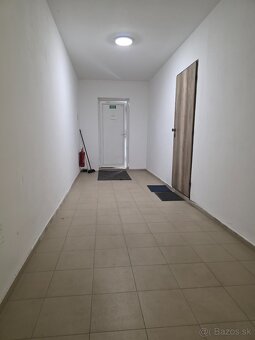 NA PREDAJ 2 IZBOVÝ BYT S PARKOVANÍM BRATISLAVA - 14