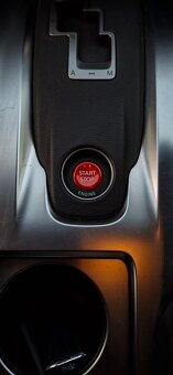 Nissan GTR - 14