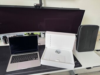 MacBook Air M2 13.6 8GB 256GB SSD disk - 14
