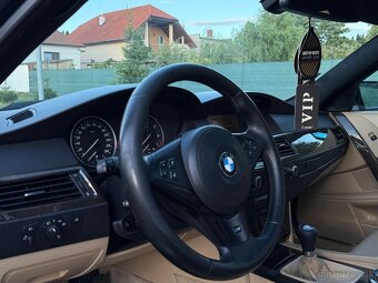 BMW 550i V8 MANUAL / M-Paket / SPORTSITZE / LOGIC7 / NAVI - 14