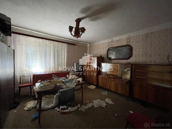 Rodinný dom s pozemkom 1720 m2 - 14