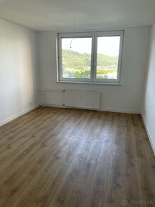 3 izbový byt po kompletnej rekonštrukcii Vlčince, Žilina - 14