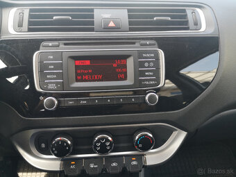 Kia Rio 1,2 D-CVVT Sedan Silver - 14