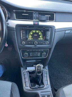 Škoda Superb 2,0 TDi - 14