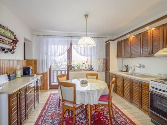 ÚTULNÝ RODINNÝ DOM S GARÁŽOU, POZEMOK 781m2, SVIDNÍK - 14
