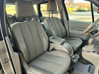 RENAULT MEGANE SCENIC 1.6i ●AUTOMATICKÁ PREVODOVKA ● - 14