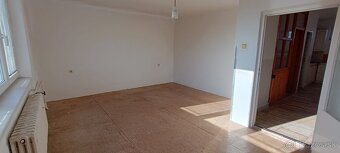 Na predaj 6-izbový rodinný dom v obci Matúškovo - 14