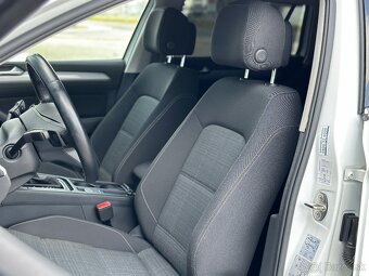 Volkswagen Passat Variant 2.0 TDI Elegance DSG 150PS 2021 - 14