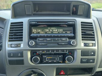 Volkswagen Caravelle 2.0 TDI LR Comfortline 4Motion, 9 miest - 14