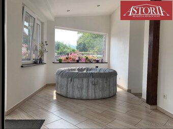 PREDAJ Kompletne zrekonštruovaný rodinný dom v Turanoch - 14