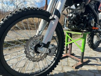 Predám čisto nový nejazdený Pitbike ASIX XB68 140CM3 + El. š - 14