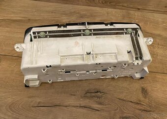 Prístrojová doska na VW PASSAT B4 variant - 14