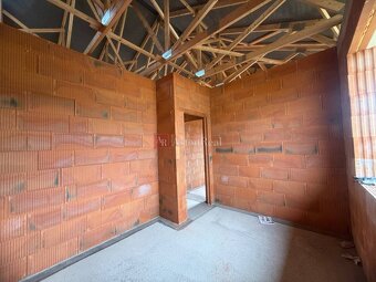 Praktický 4-izbový bungalov v novovybudovanej lokalite- Horo - 14