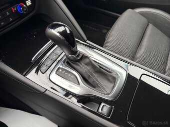 Opel Insignia ST 2.0 CDTI BiTURBO 210k S&S Ultimate 4x4 AT8 - 14