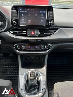 Hyundai i30 CW 1.5 T-GDi mHEV iMT Family, 130 540km, SR - 14