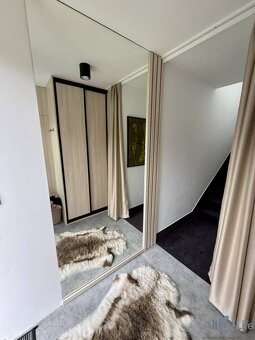 APARTMÁN - Komplet na mieru moderne zariadený s terasou v Hr - 14