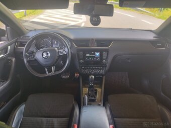 Škoda Octavia Combi 2.0 TDI DPF RS LOOK DSG - 14