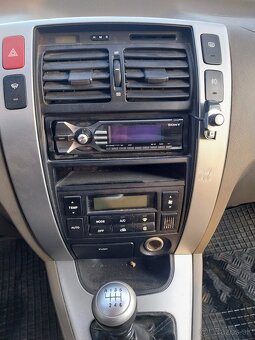 Predám Hyundai Tucson 2.0 CRDi 4x4 – rok 2007 Rok 2007 - 14