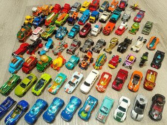 HOT WHEELS - 14