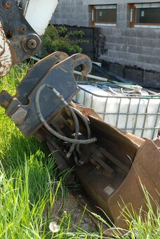 Caterpillar CAT M313D - 14