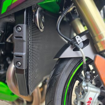 Kawasaki ZH2 SE - 200 koní,  Brembo brzdy + el. podvozok - 14