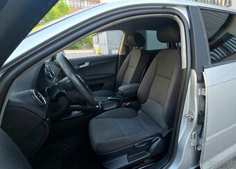 Audi A3 Sportback 1.9 TDI Attraction - 14