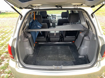 Toyota Avensis Verso 2.0 vvti Benzín+LPG - 14