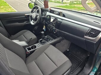 Toyota Hilux DC 2.4 I D-4D Live 4x4 - 14