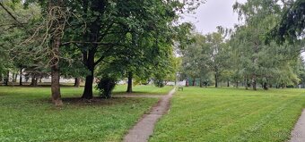 2 IZBOVÝ BYT 65m² S BALKÓNOM na HLINY 8 - 14