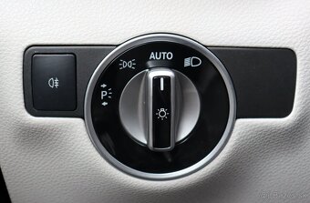 Mercedes-Benz B trieda 180 d A/T - 14