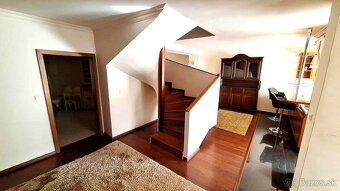 PREDAJ-Kompletne prerobený 5 izb.RD s garážou v Komárne - 14