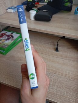 Hry na Xbox a PS 4 - 14