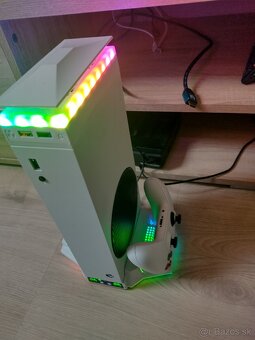Predám Xbox series S - 14