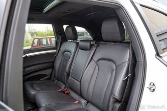 Audi Q7 3.0 Turbo Benzín Quattro 7Miest - 14