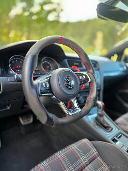 VW Golf 2.0 GTI DSG Performance - 14