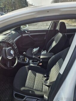 SKODA OCTAVIA 1.6 TDI 77kW - 14