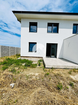 Reality KOMPLEX s.r.o. Vám ponúka na predaj priestranný a sv - 14