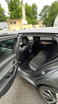 Mercedes-Benz E 300 de, DPH, 2020 - 14