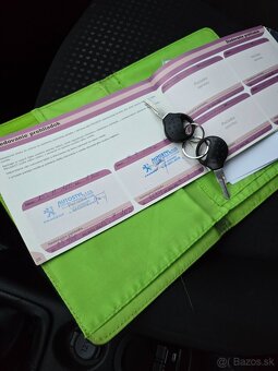 Predám Peugeot 206+ 1.4 benzín r.v.2009 - 14