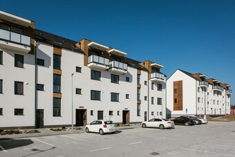 1-izb.byt s balkónom v II.ETAPE projektu POD RÁBLOM DVORNÍKY - 14