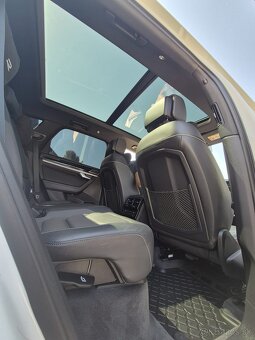 Volskwagen touareg R-line - 14