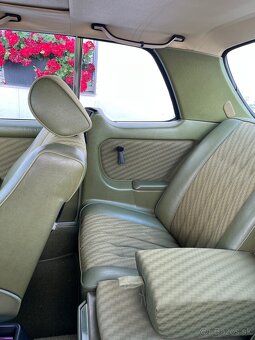 Mercedes Benz 230CE C123 Coupe /w123 - rv 1982 Biele SPZ - 14