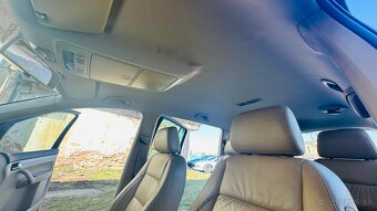 Volkswagen Touran 2.0TDI - 14