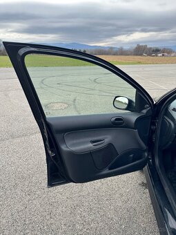 Peugeot 206+ - 14